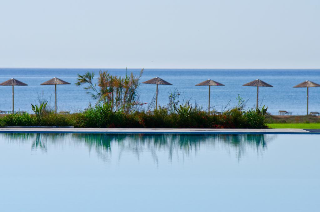 Buca Beach Resort Messíni Buitenkant foto