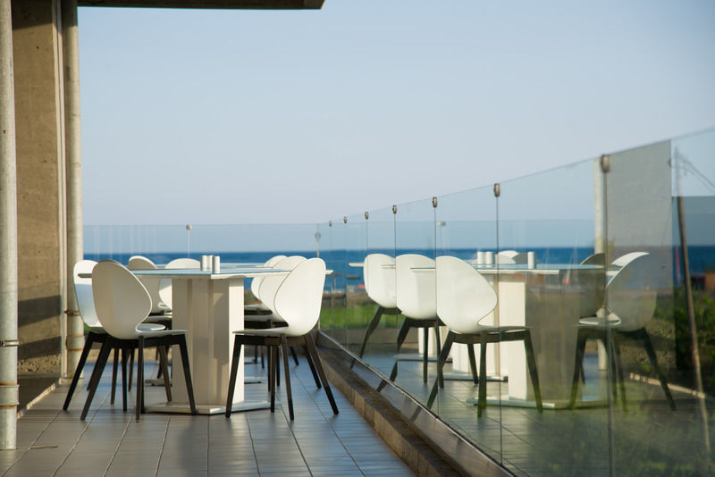 Buca Beach Resort Messíni Buitenkant foto